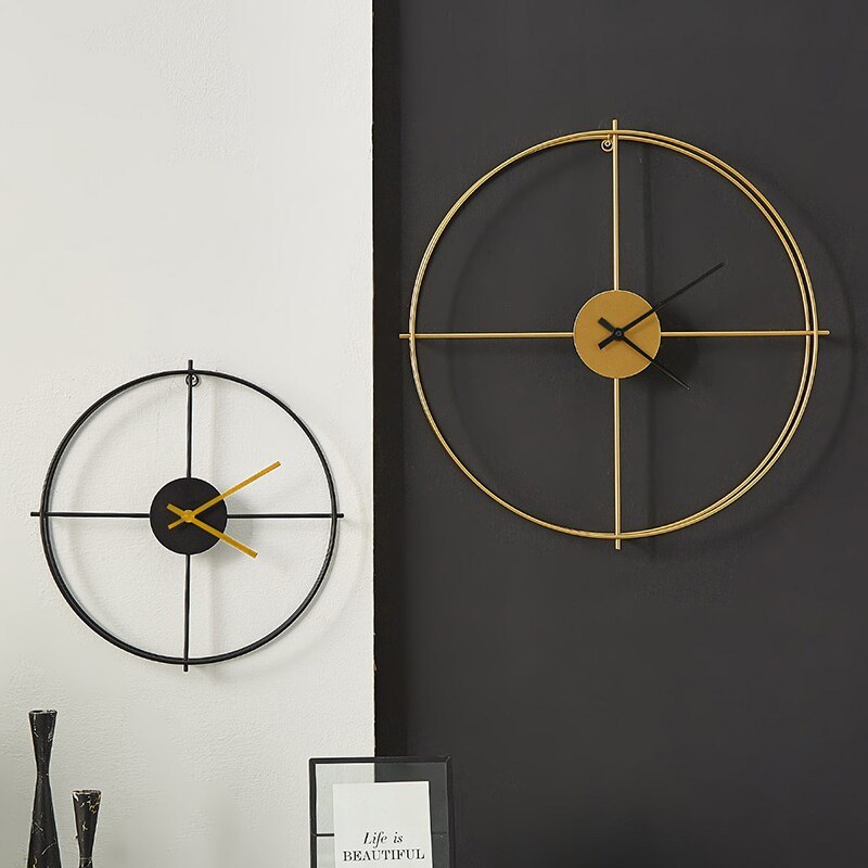 Modern Metal Frame Clock